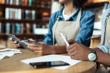 Managing Seasonal Cash Flow: How Businesses Can Prepare for the Peaks and Troughs of Q4